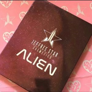 New and Discontinued Jeffree Star Alien Palette